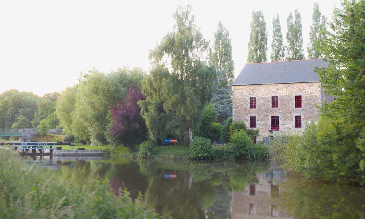 Bed and Breakfast Le Moulin Du Mottay Evran Екстер'єр фото